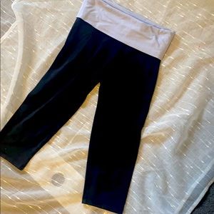 Capris Leggings used